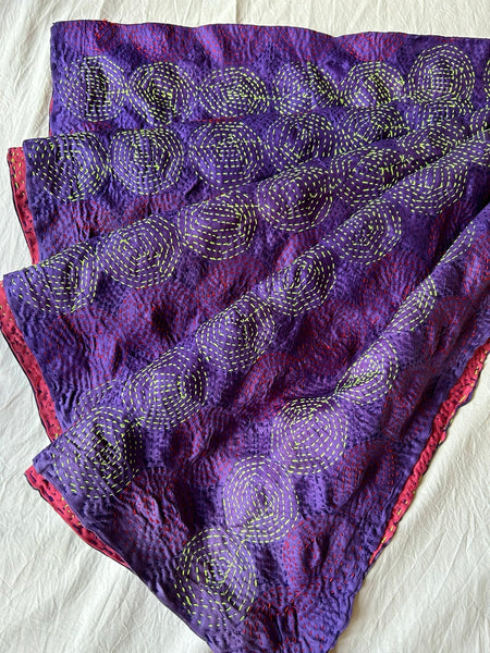 Qantas Silk Stole Violet x Ivory htm150513