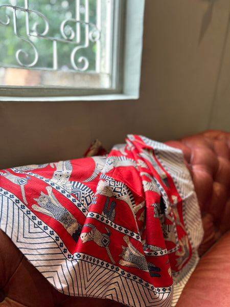 インド綿大判ストール [ドゥパタ]　フライングキャット 緋色　htm150423