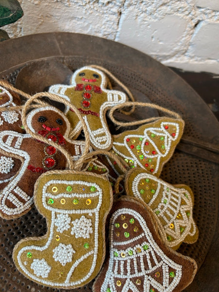 ハンドメイド フェルトオーナメント　ベル／ブラウン htm150559